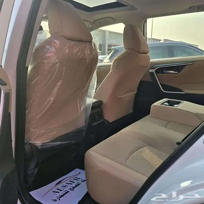 تويوتا راف فور 2025 XLE بنزين نص فل الاقل سعرأ 8