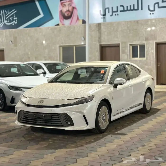 تويوتا كامري LE 0