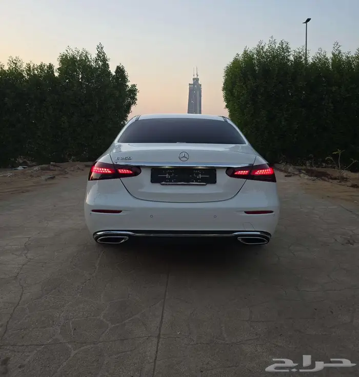 مرسيدس E عداد قليل 2021 3