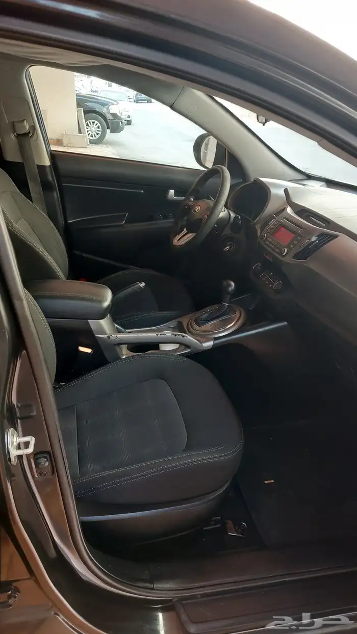 للبيع جيب كيا سبورتاج 8