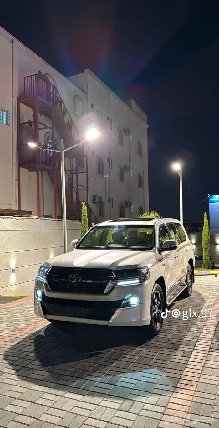 لاندكروزر موديل 2016 جي اكس آر 2