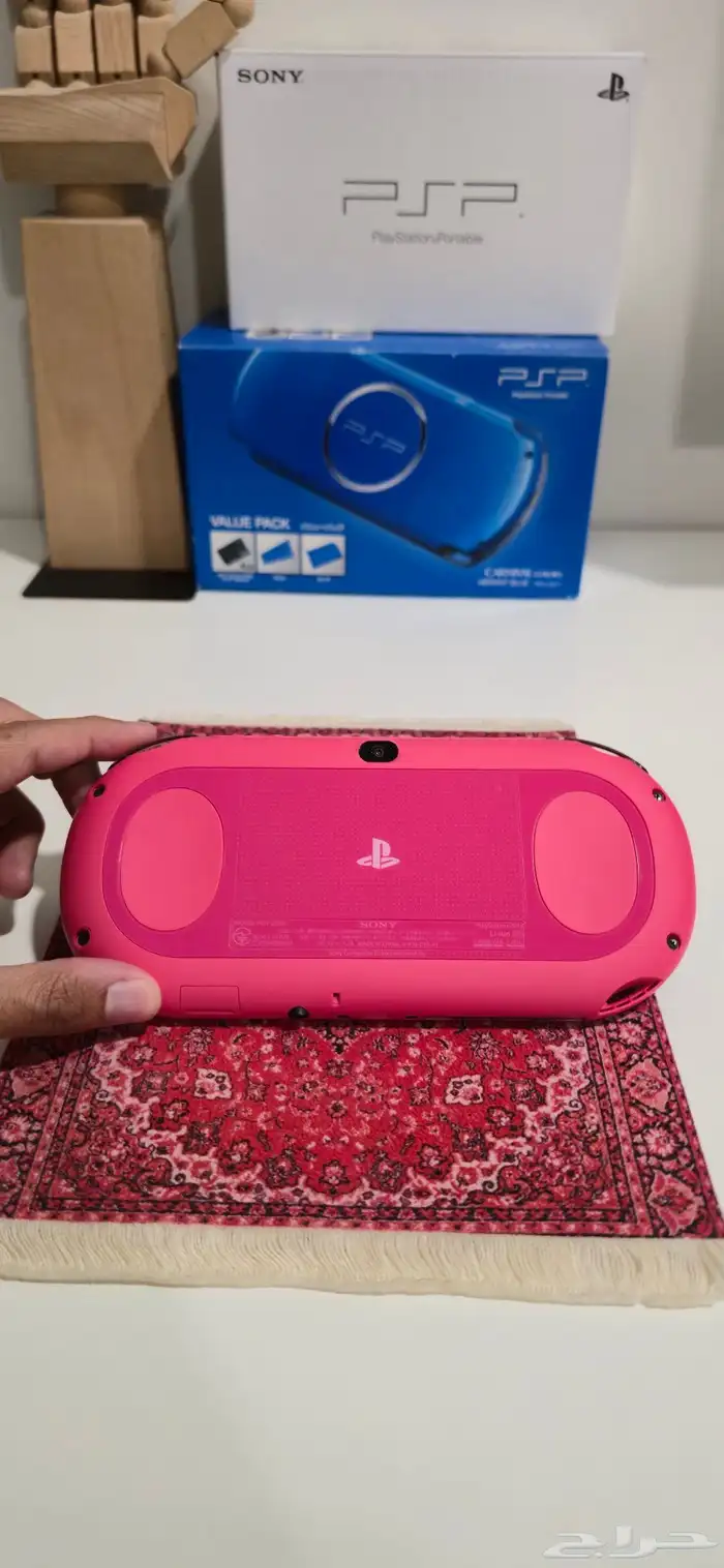 PSVITA 2000 فيتا متوفر بعدة الالون شبة جديد ومتوفر تابي 1
