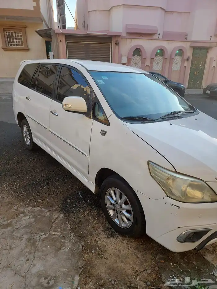 تويوتا انوفا فاغن 2015 عام 60 3