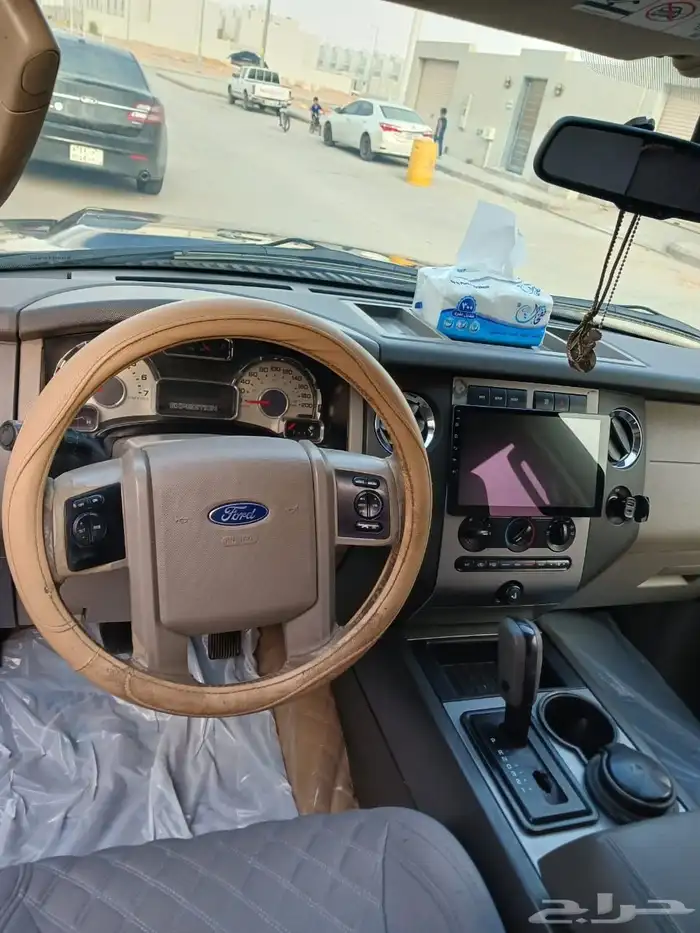 فورد اكسبيديشن 2014 5