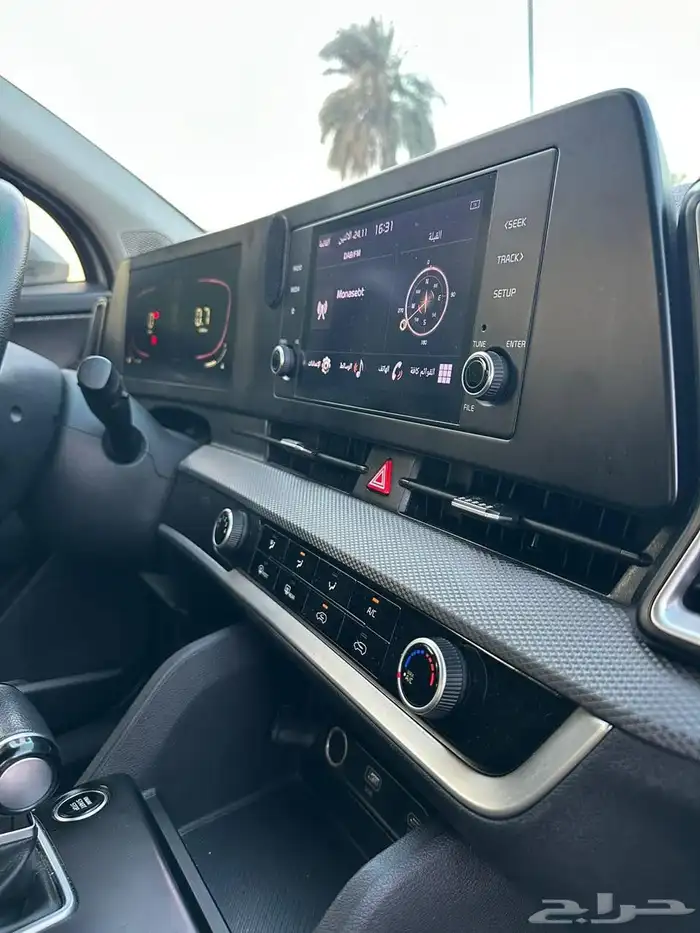 كيا سبورتاج 2023 شبه جديدة 34