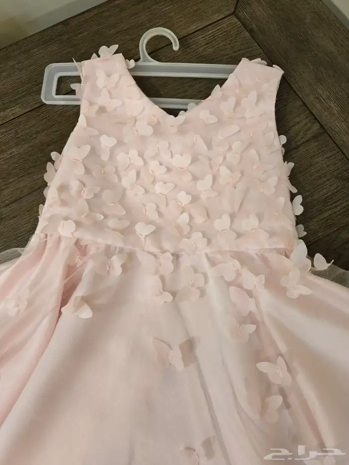 فستان لعمر 7 سنة من مون سون 4