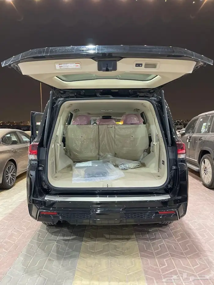 لاندكروزر جكسار GXR L4 2025 8