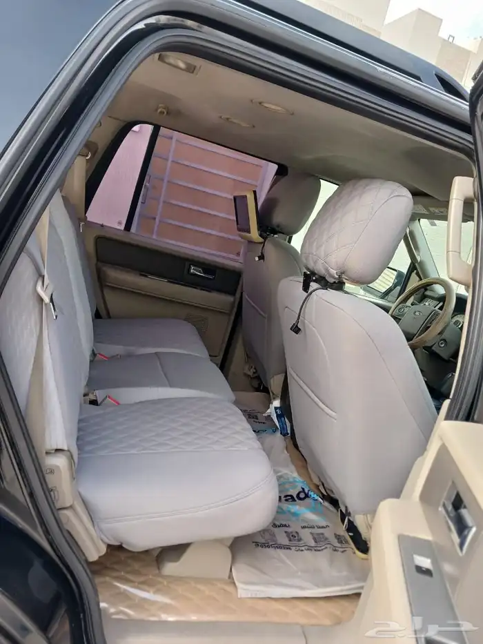 فورد اكسبيديشن 2014 1