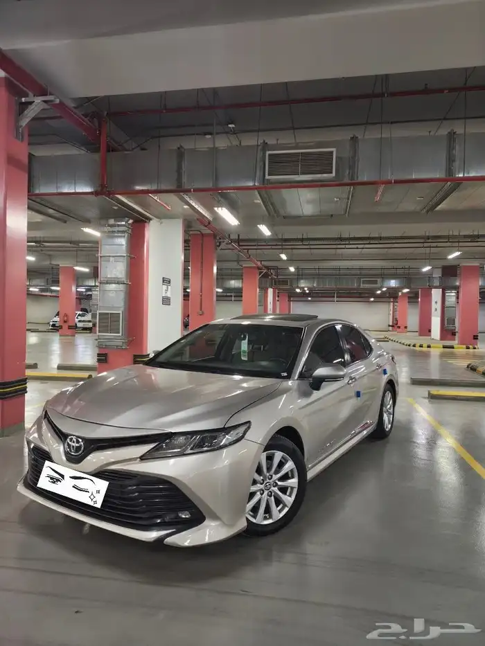 للبيع بسعر مغري كامري فل كامل 2020 1