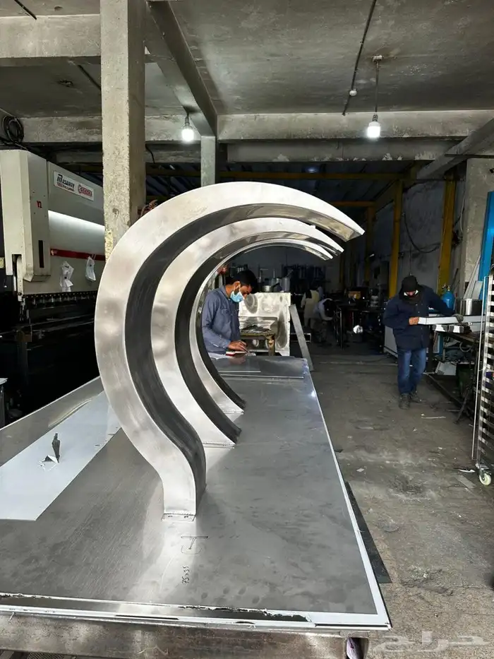 مصبات استيل شلالات نوافير ومصبات مسابح 18