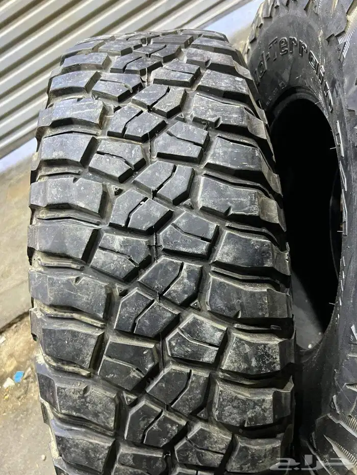 كفرات حجري بي اف قودرتش امريكي مقاس 37 12 50 17 13