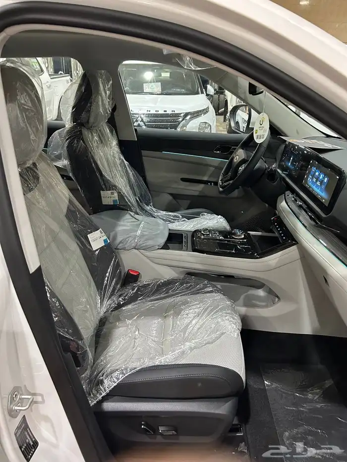 عرض خاص فورد تيريتوري تيتانيوم موديل 2025 السعر 115950 8