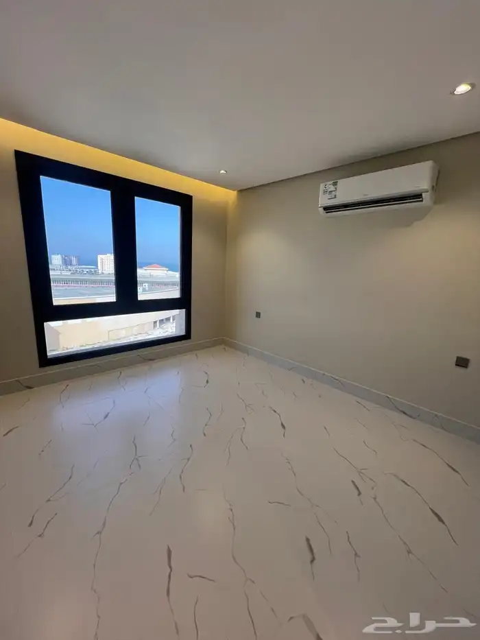 شقة جديده للإيجار بالخبر مقابل الشبيلي جراند مول 1