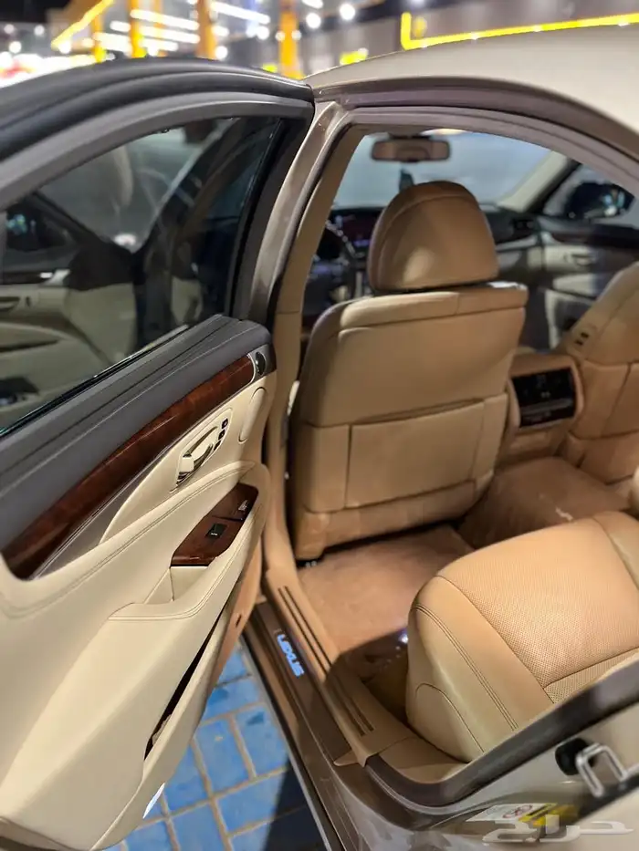 لكزس LS460l 6