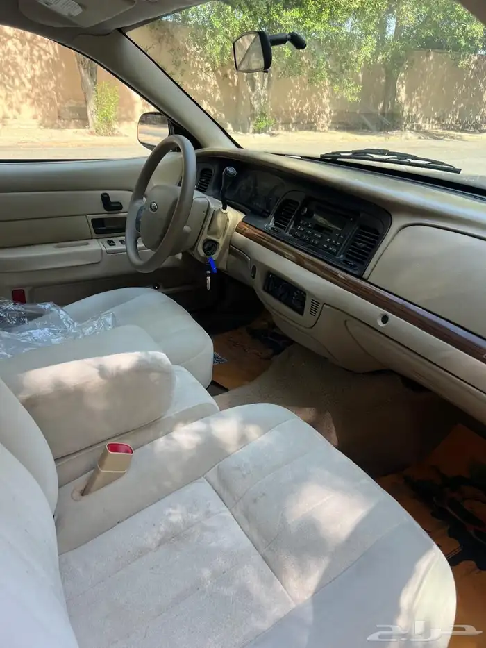 فورد - كراون فتوريا 7