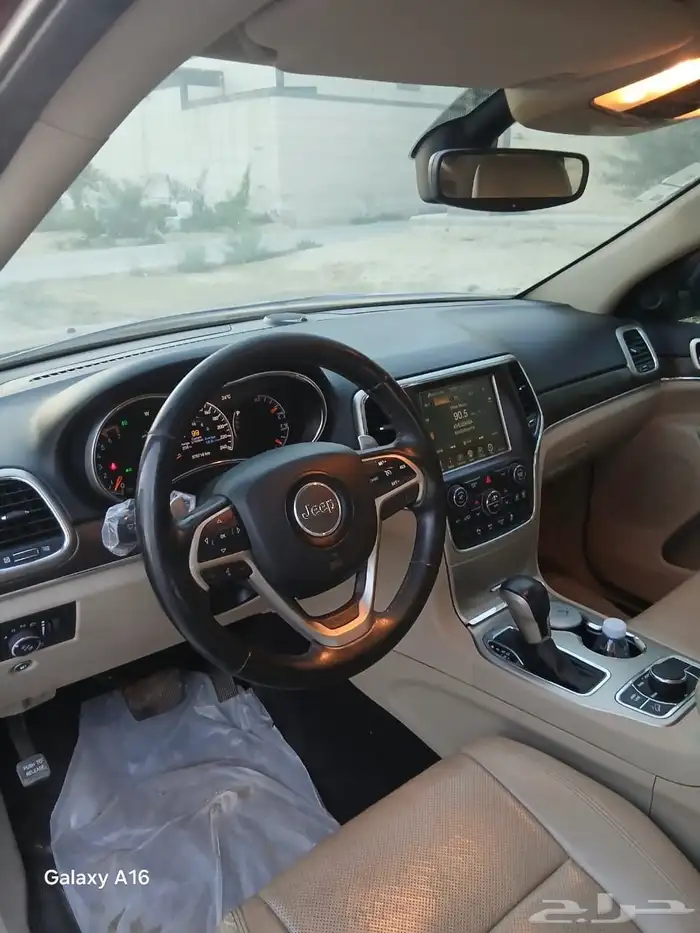 جيب شروكي لمتد 2017 13