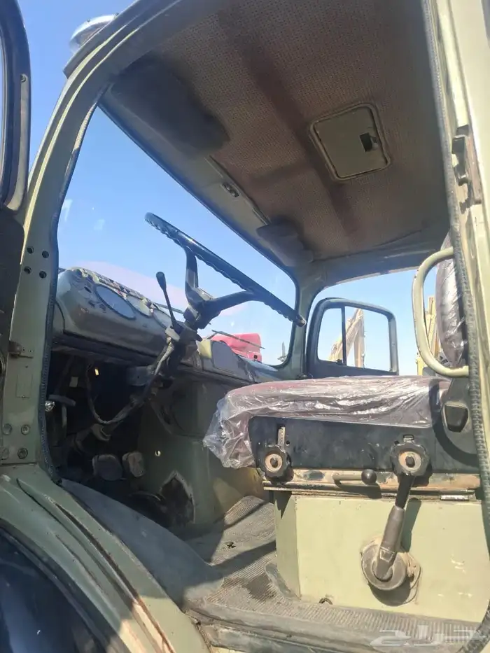 للبيع عايدي 1976 ماشي 2700 مبيعات وزاره المواصلات 2