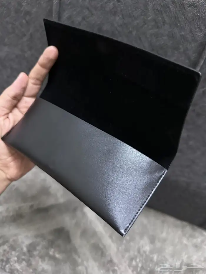 حافظ نظارة مونت بلانك 5