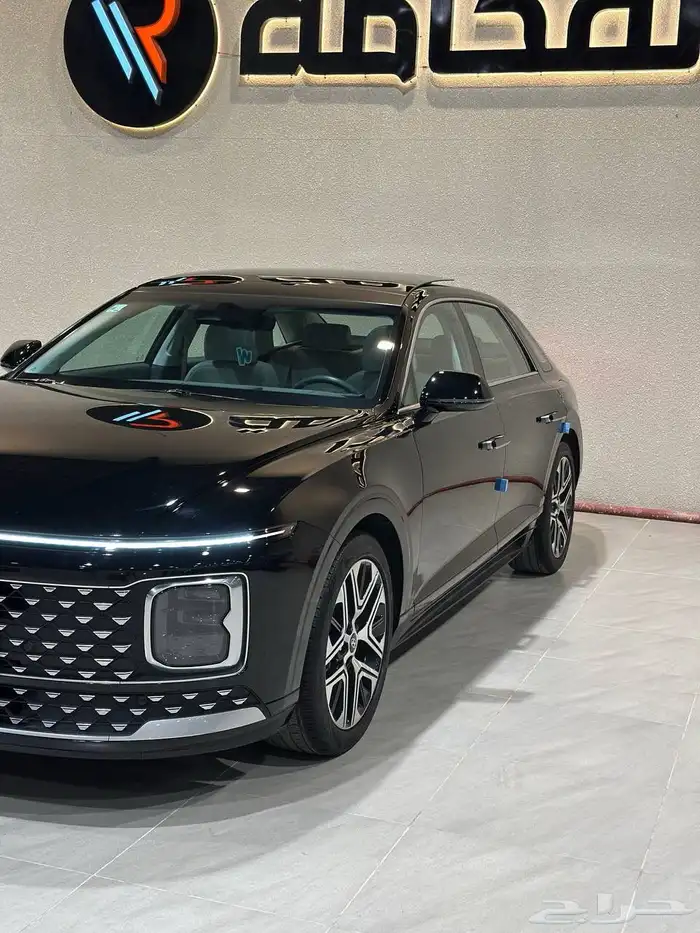 ازيرا 2023 بريميوم . رصد الفخامة 3