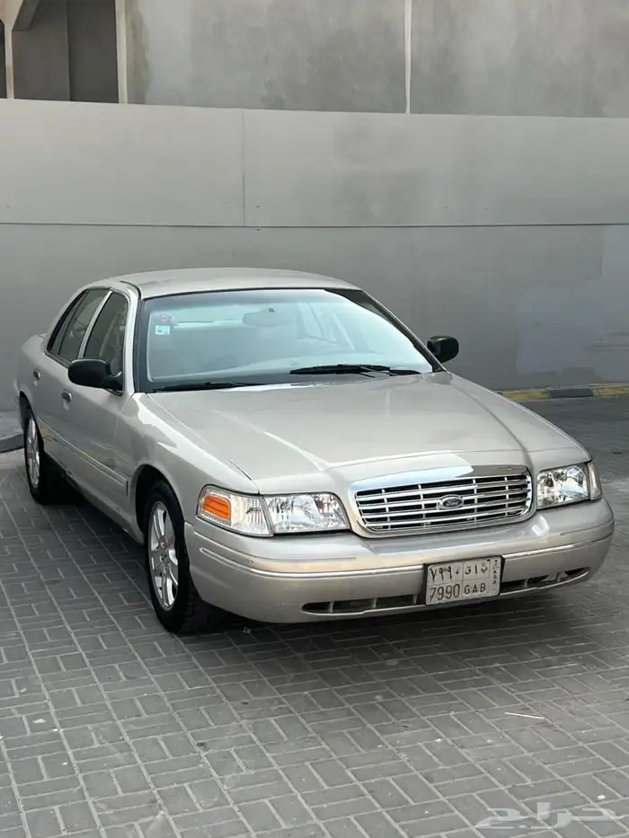 للبيع فورد فكتوريا 2007 ممشى 227000ب الميل مرشوش كامل تجميل 2