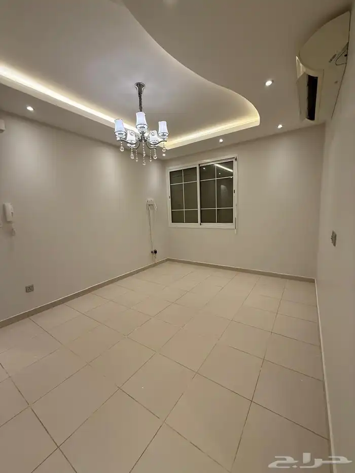 للإيجار شقه بحي قرطبة 3