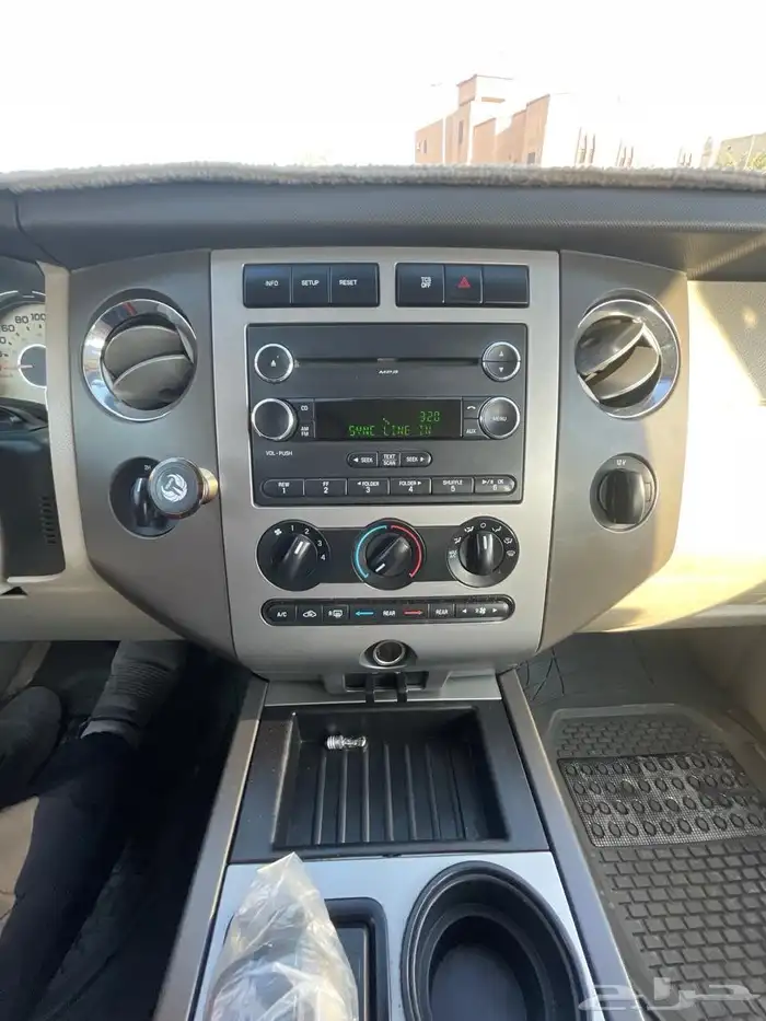 فورد اكسبدشن2013 6