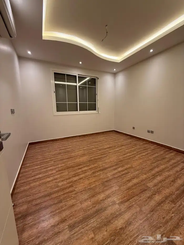 للإيجار شقه بحي قرطبة 9