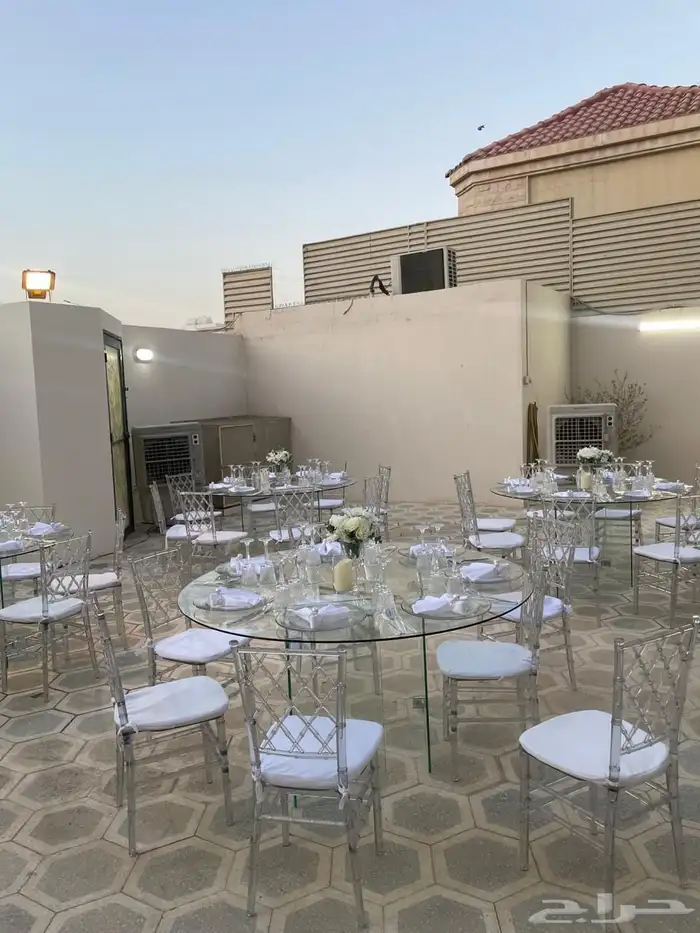 تاجير طاولات 0