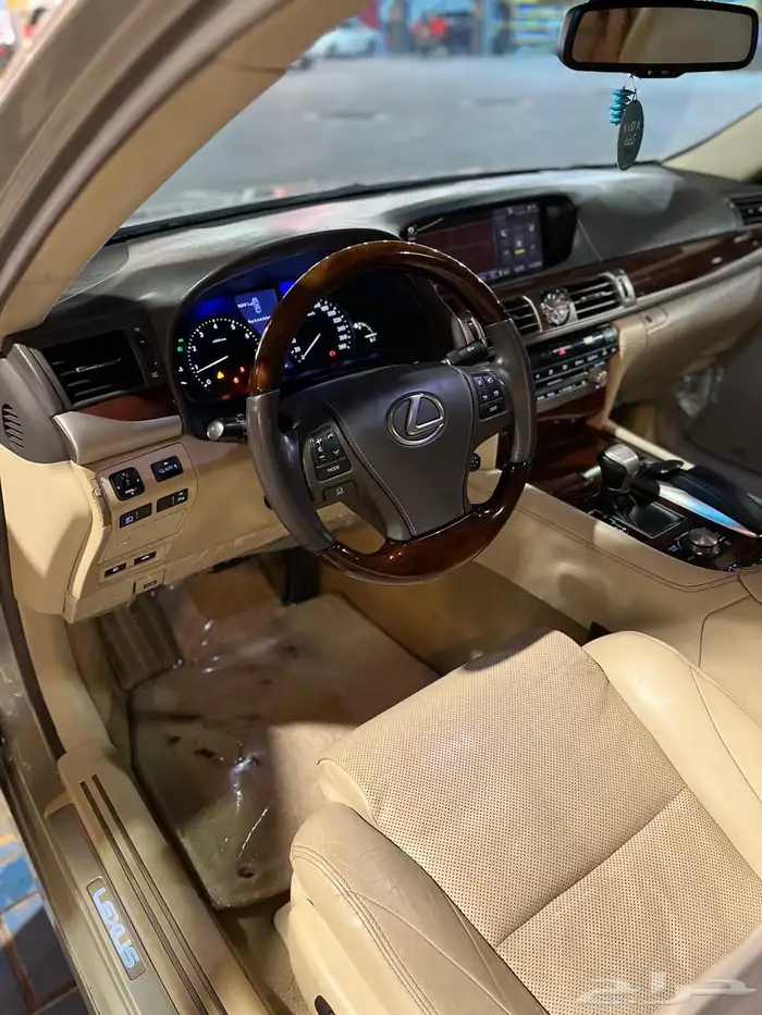 لكزس LS460l 8