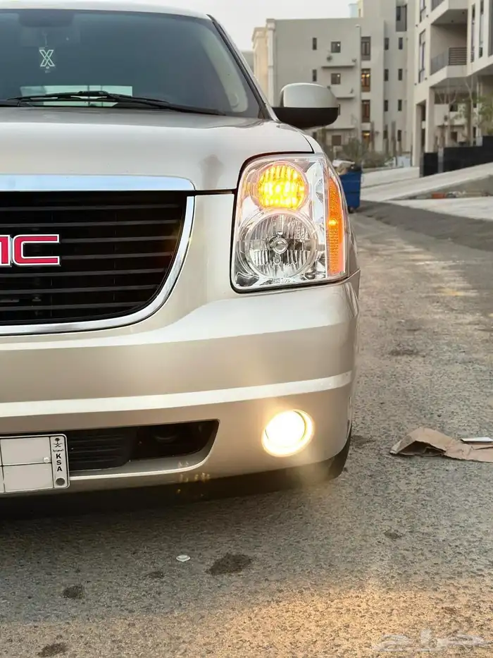 جمس يوكن قصير 2013 نظيف ماشاء الله 4