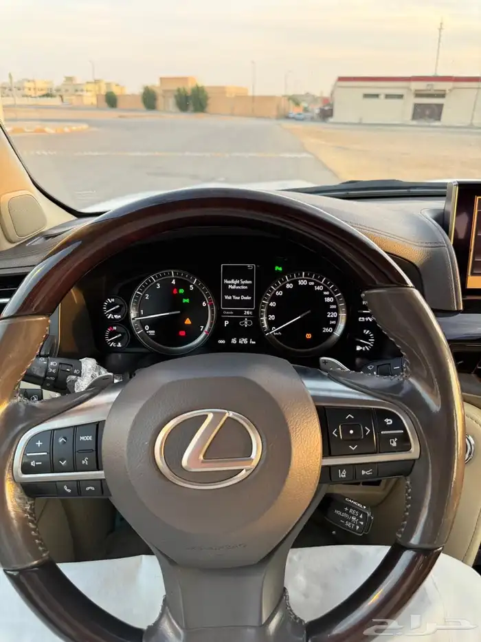جيب لكزس 2016 نظيف محو ل 2020 وكالة . 2