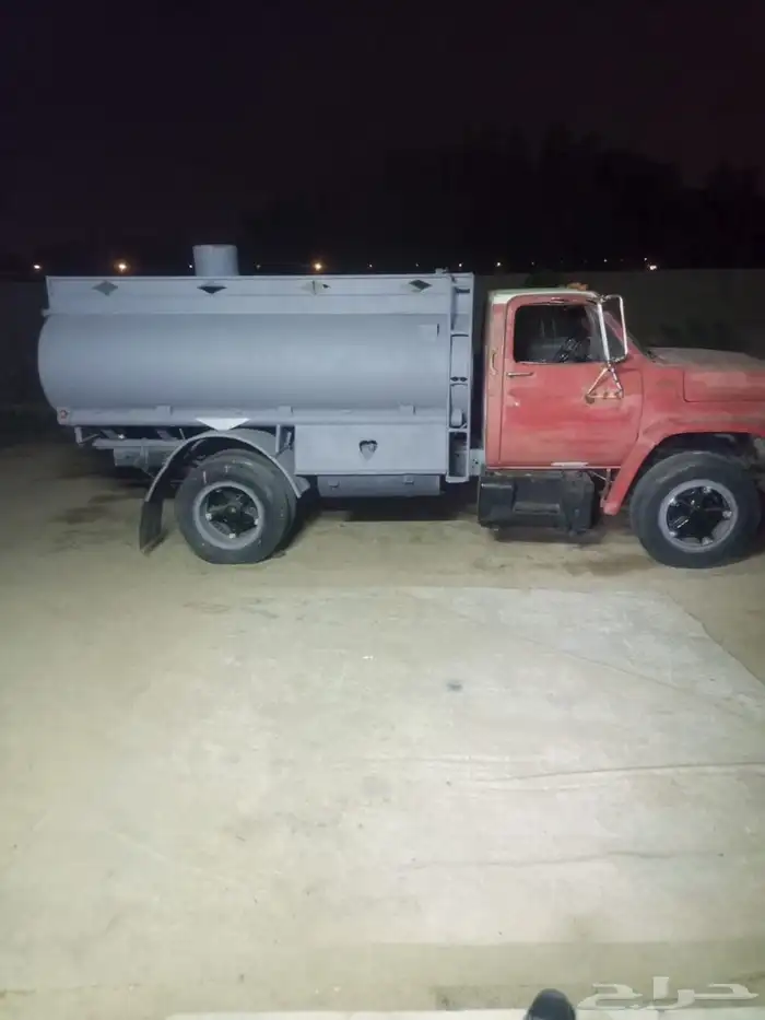 للبيع وايت مكينة جمس 300 لوحات مسقطه تانكي سبعه طن وفوق 0