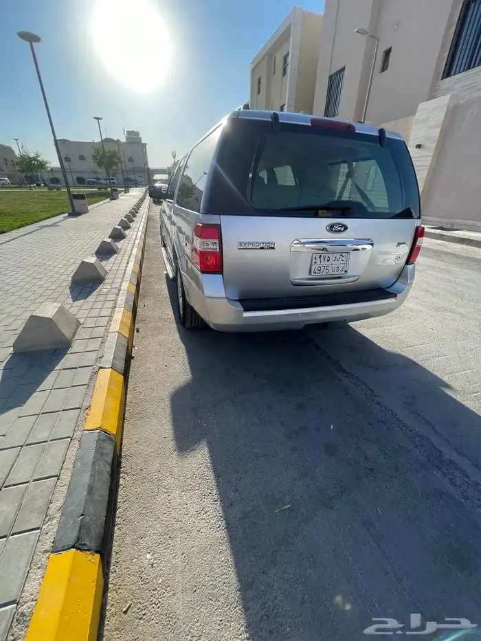 فورد اكسبدشن2013 4