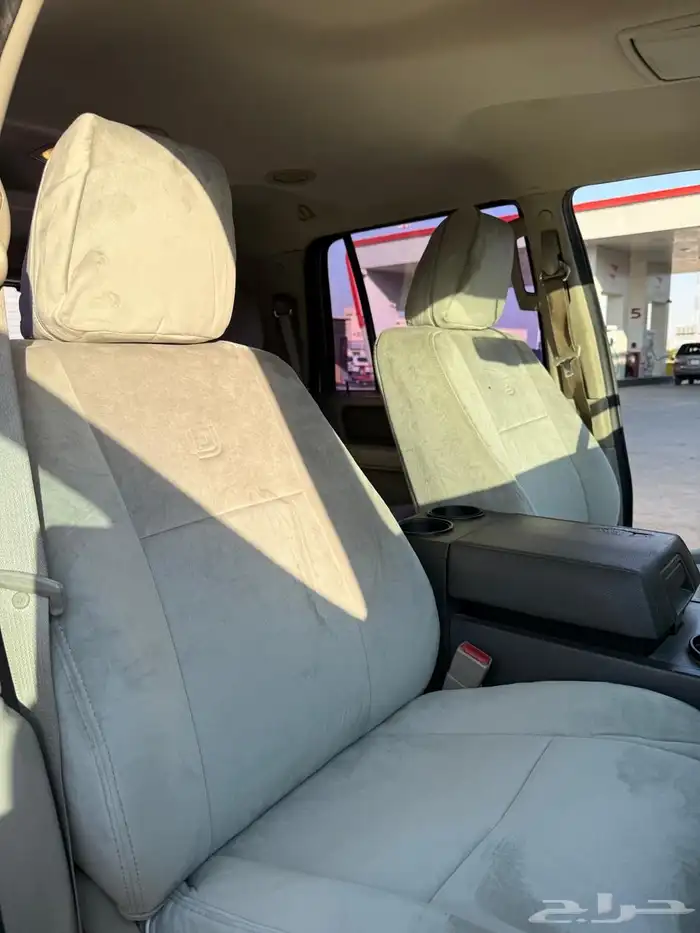 فورد اكسبيدشن قصير دبل 7