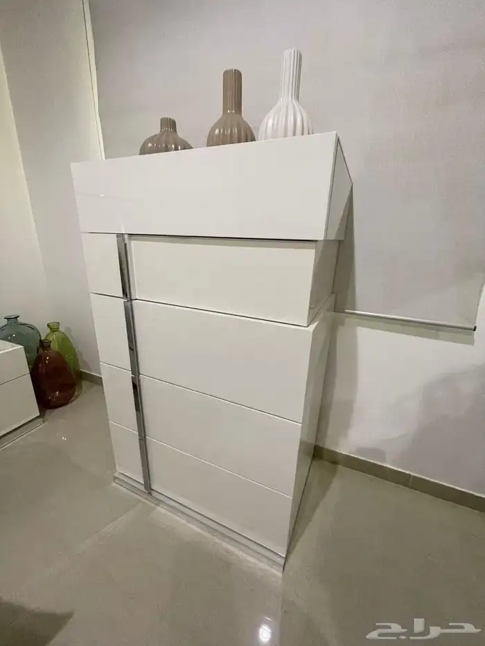 غرفة من شركة المطلق المحدوده 5