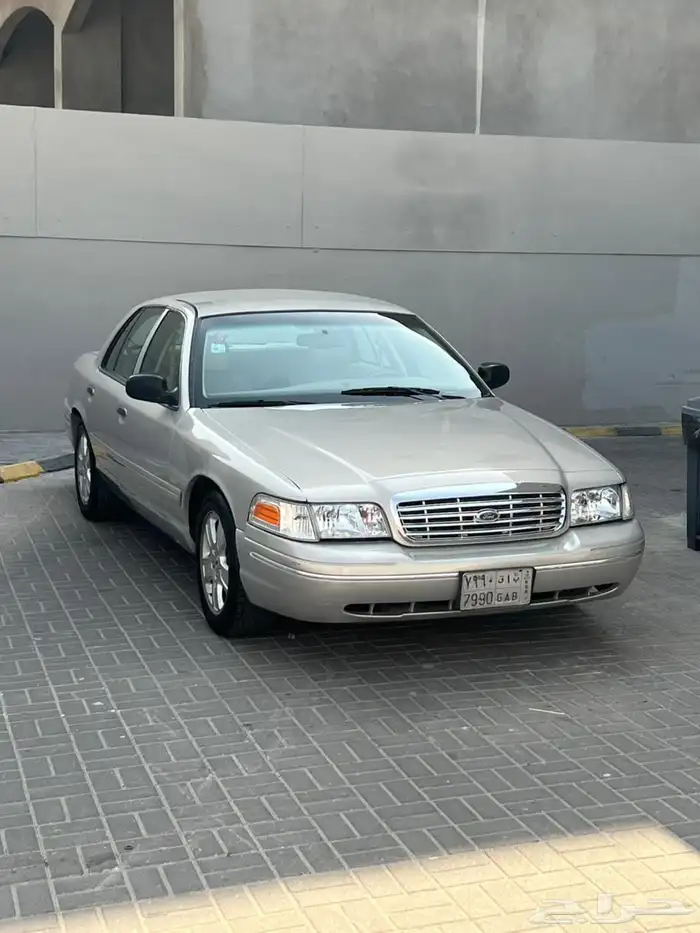 للبيع فورد فكتوريا 2007 ممشى 227000ب الميل مرشوش كامل تجميل 3