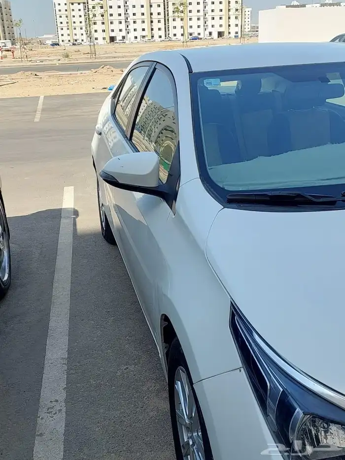 للبيع سيارة كرله مديل 16 1