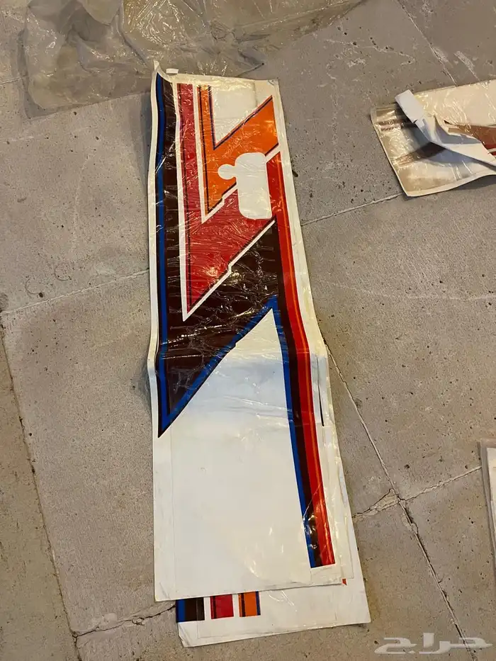 للبيع خطوط جيب ربع و هايلوكس من القدام وخطوط ثانيه ما اعرفه 6