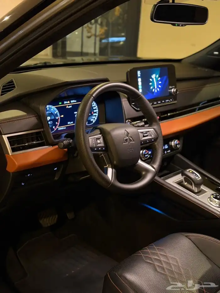 متسوبيشي اوت لاندر ليمتد اعلى فئة موديل 2024 6