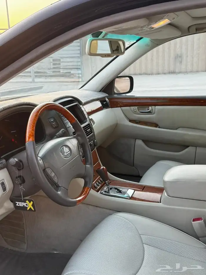 لكزس 430LS 2004 11