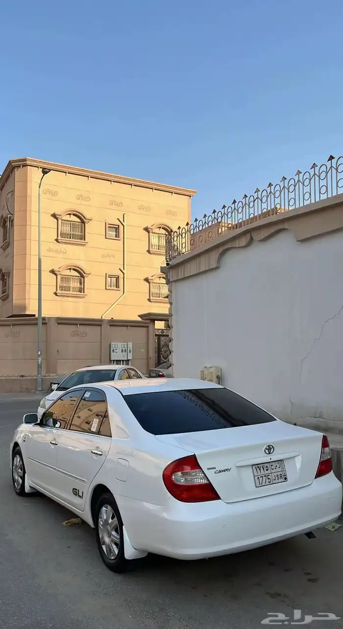 للبيع كامري 2003 1