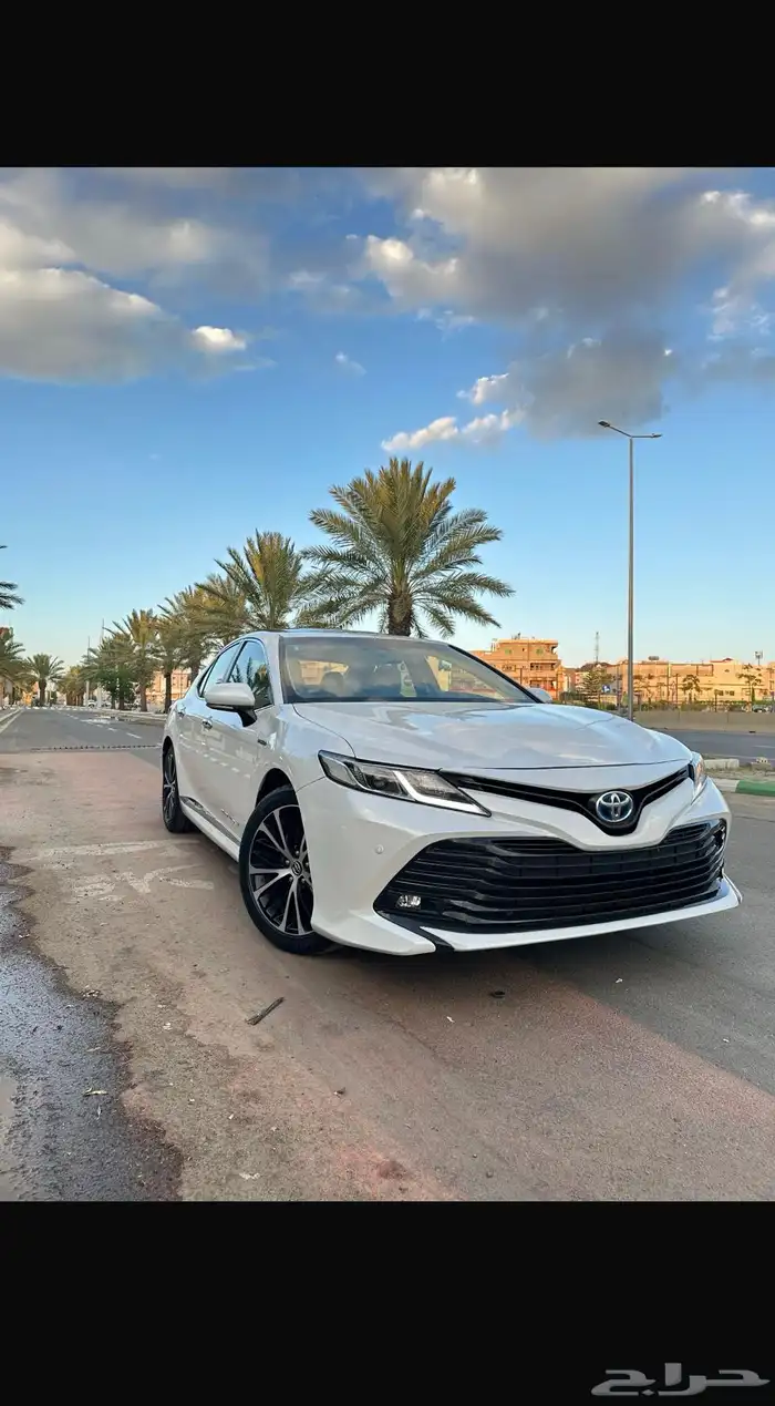 ( تم البيع ) كامري فل كامل هايبرد سعودي 2018 0