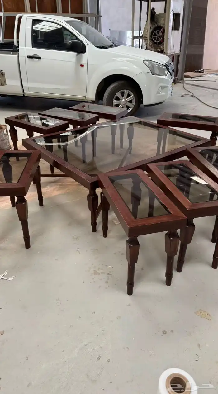 طاولات تفصيل حسب طلب 54