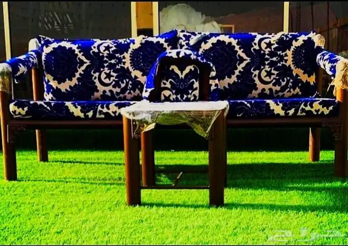 كراسي حديد 2