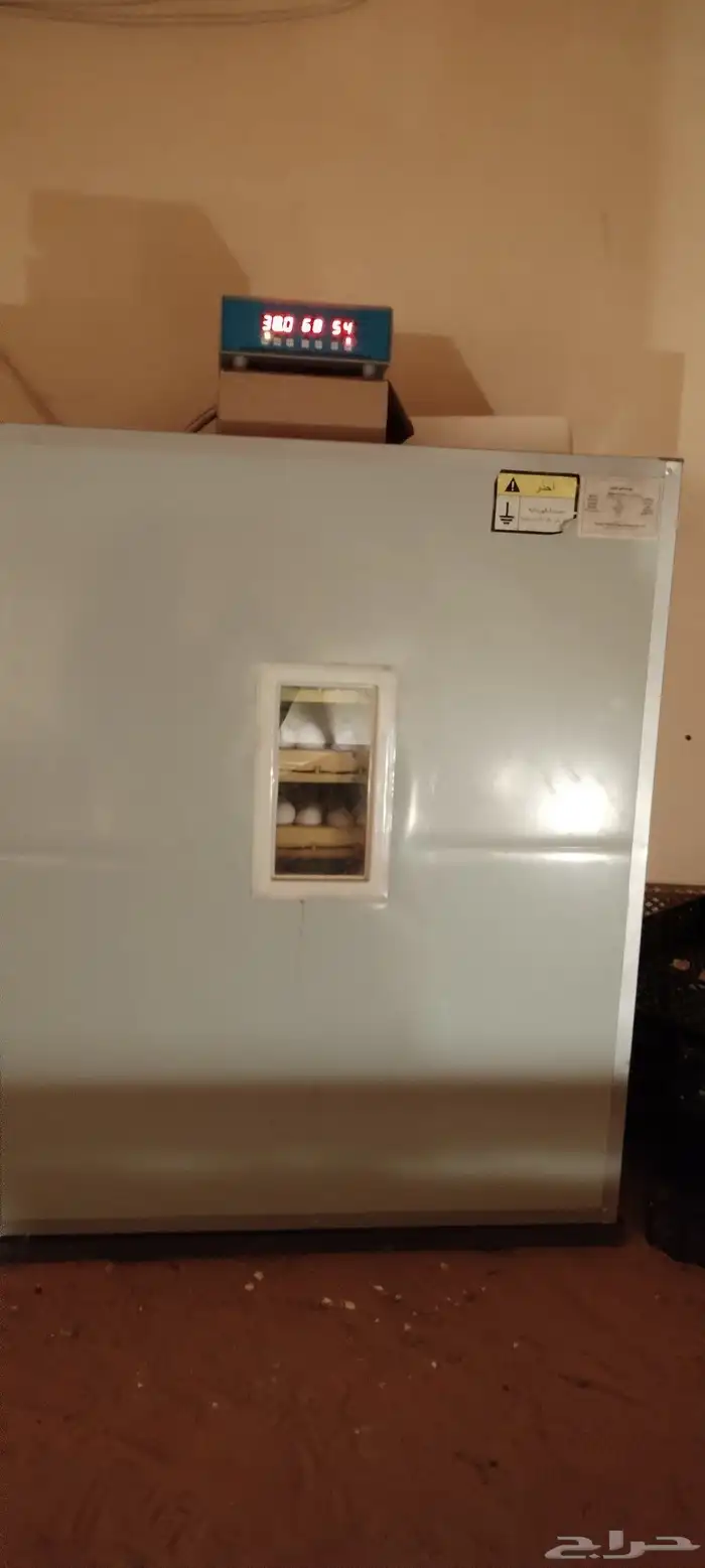 للبيع فقاسة مؤسسة فنون الدواجن 8 صفوف فل اتوماتيك 650 بيضة 6