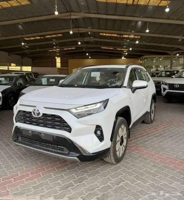 من سمارت كار - تويوتا - راف فور - 2025 - أقل قساط 0