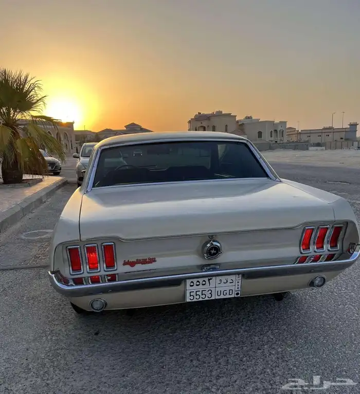 سيارات كلاسيك تراثية منوعه للبيع او البدل 1