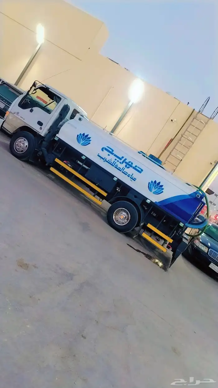 وايت مياه 6طن مياه صالحه للشراب جنوب وشمال الرياض خدمه 24ساع 1