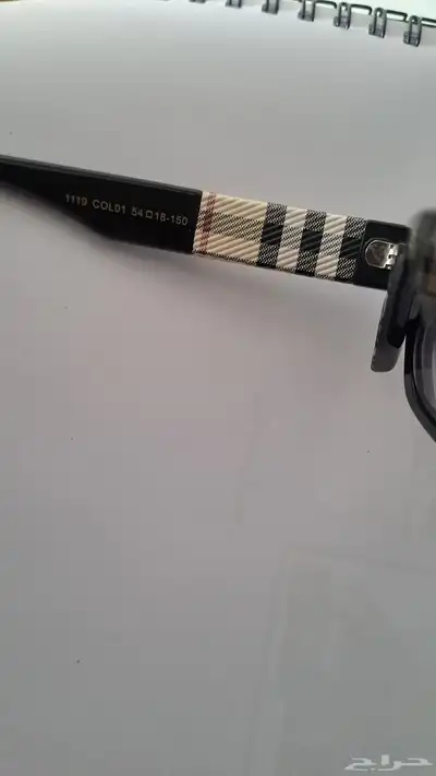 نظارة من شركة بربري للبيع شريتها ب 1350 تقريبا index