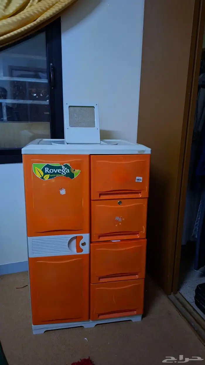 دولاب ملابس أطفال مع تسريحه وكرسي ومرايا ومكرونة وفرن كهربائ 2